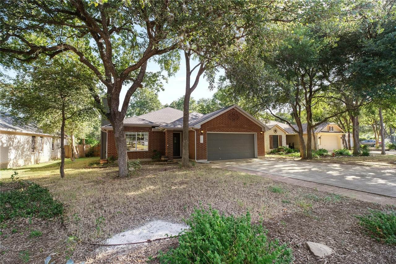 1005 Haleys Way Dr - Photo 1