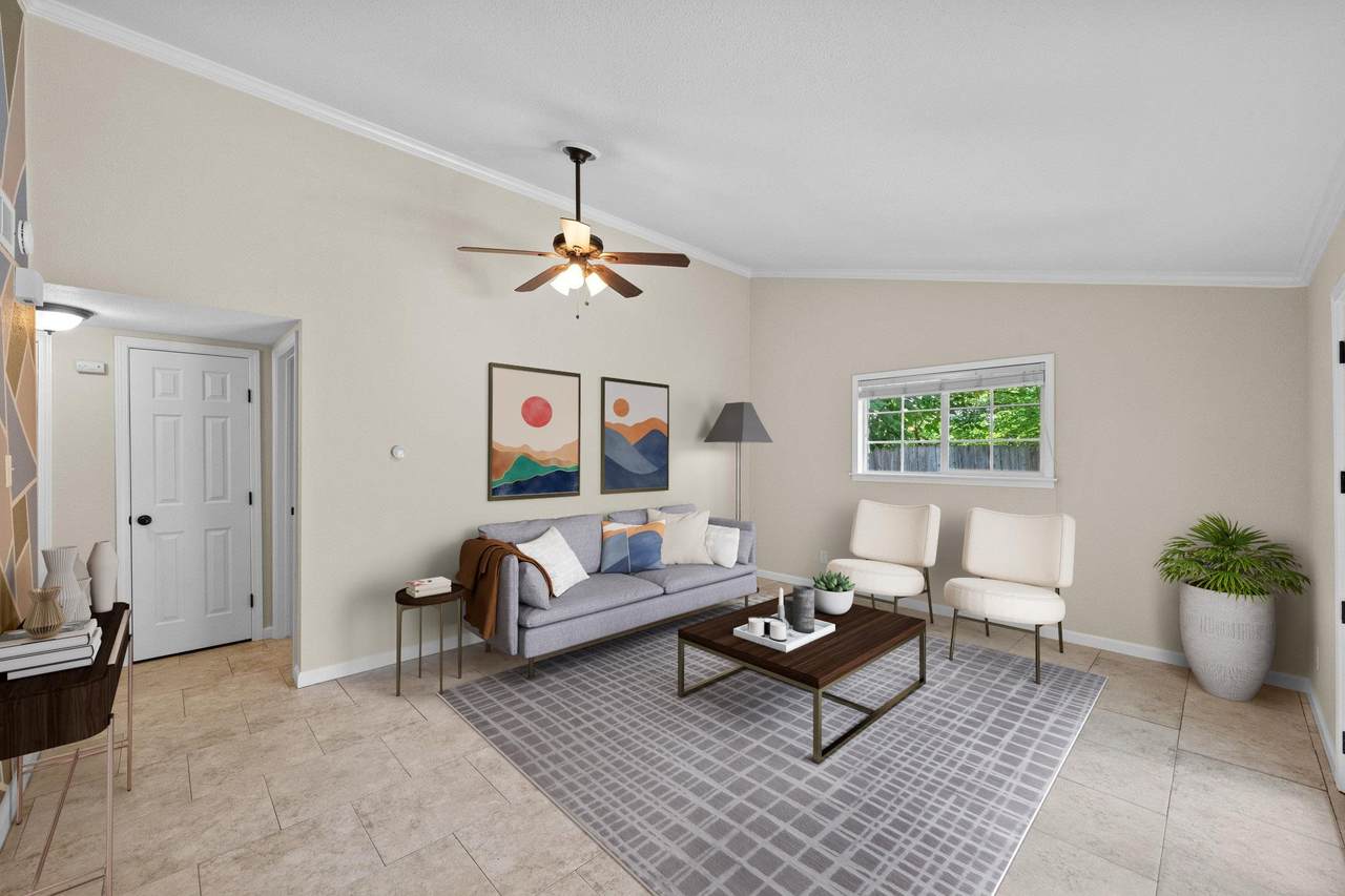 3102 Glen Ora St - Photo 1