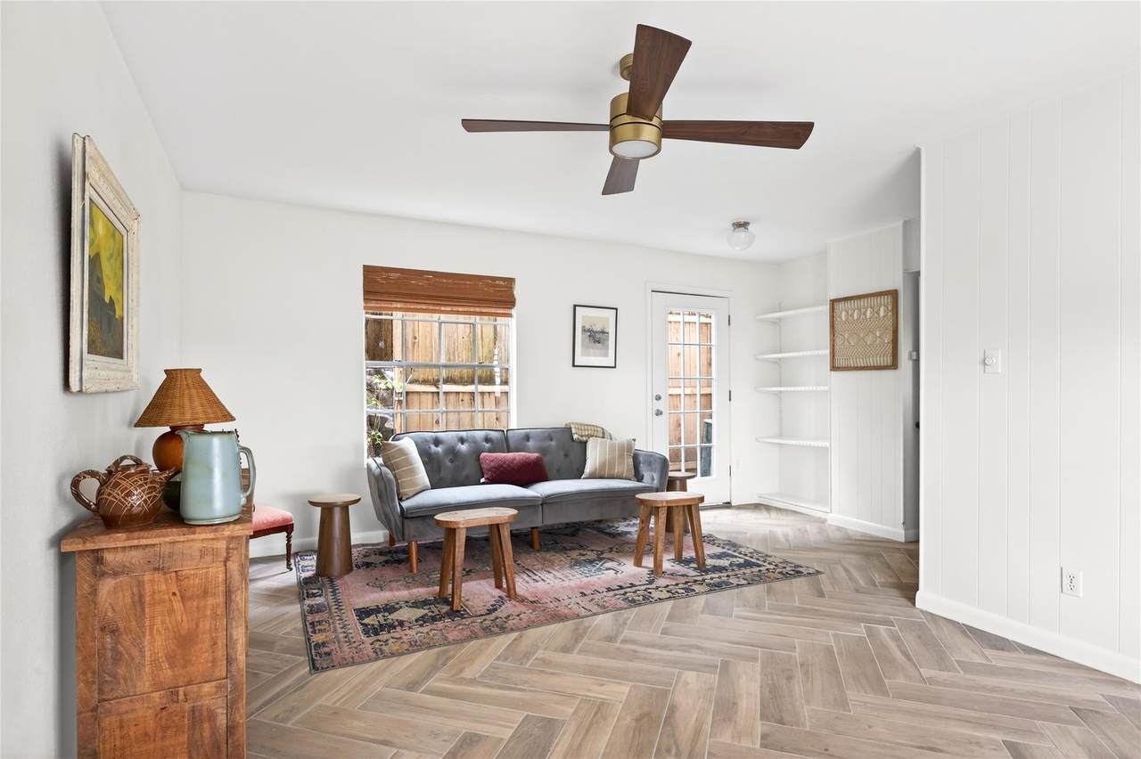 1700 Houston St - Photo 1