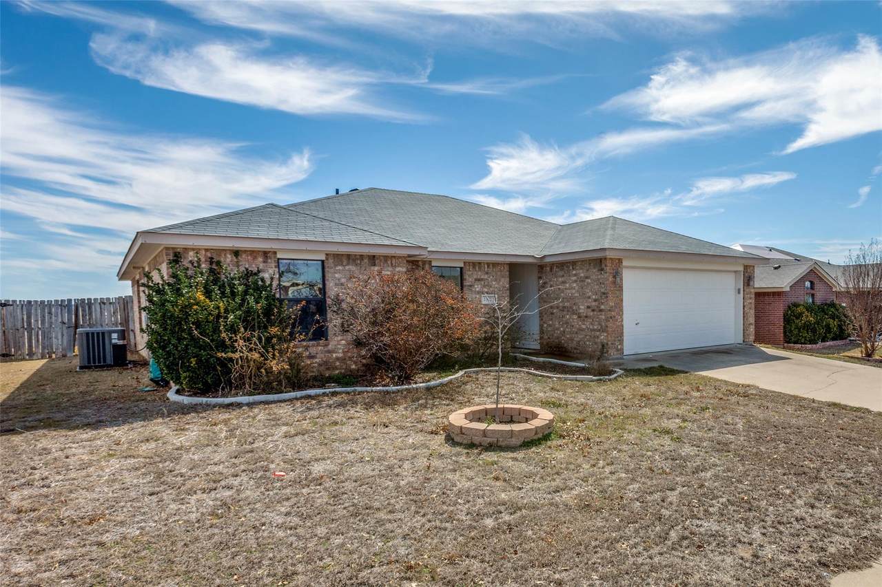 1307 Marlee Cir - Photo 1
