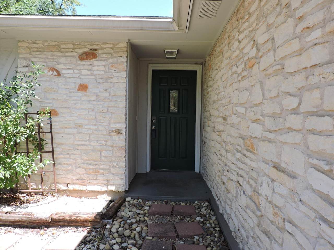 https://bt-photos.global.ssl.fastly.net/austin/1280_boomver_1_4031162-2.jpg