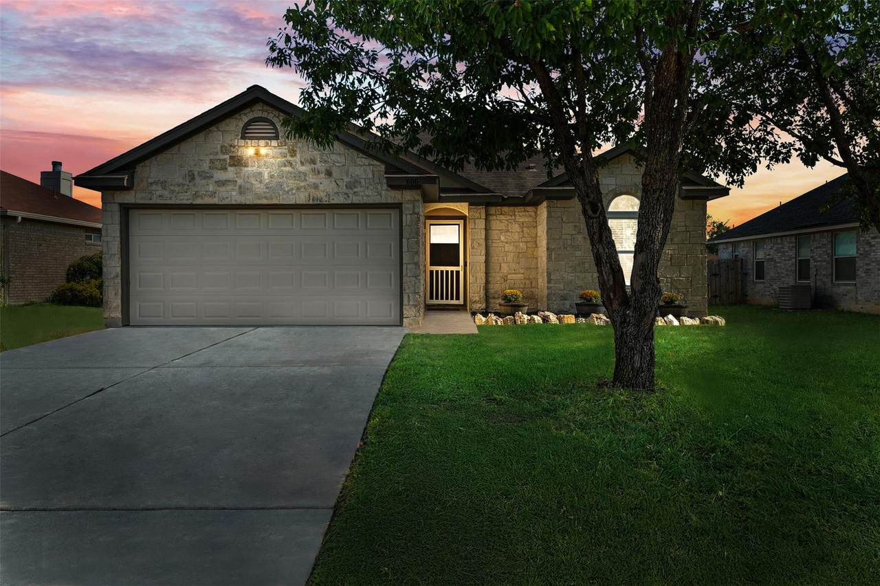 606 Los Robles Rd - Photo 1