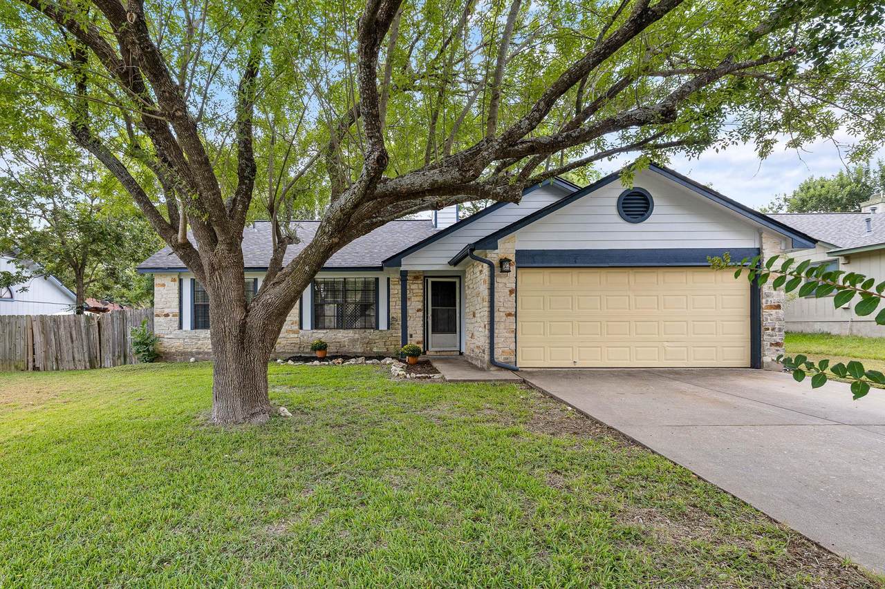 1705 Laurel Path - Photo 1