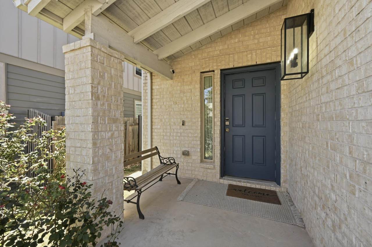 https://bt-photos.global.ssl.fastly.net/austin/1280_boomver_1_4067520-2.jpg