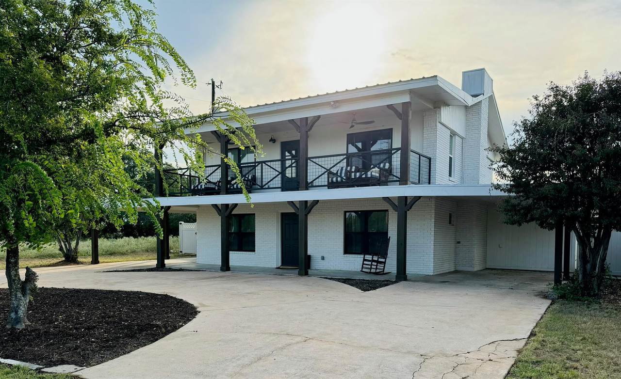 1002 Granite Dr - Photo 1