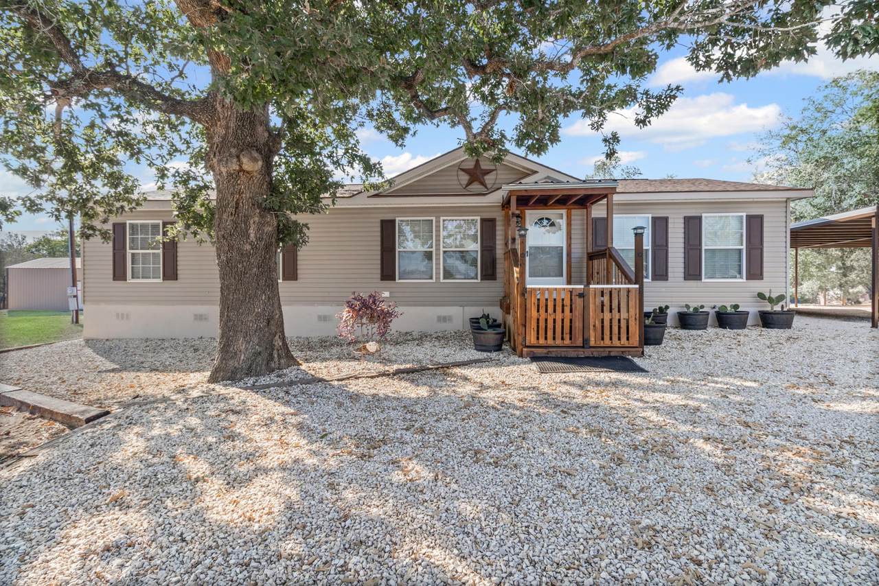 864 Rolling Oaks Dr - Photo 1