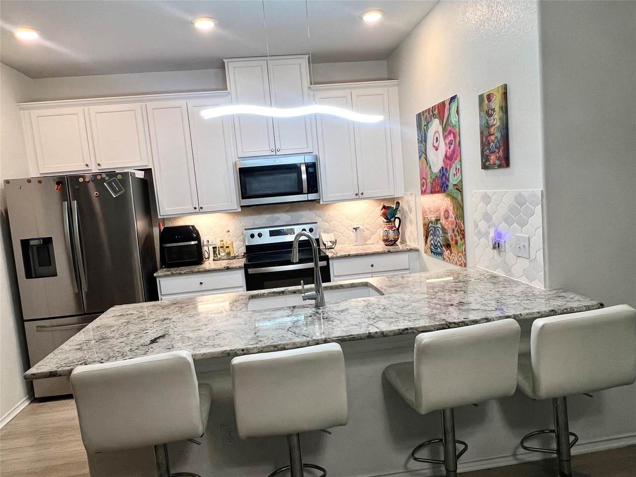 504 Barbary Coast Ln - Photo 1