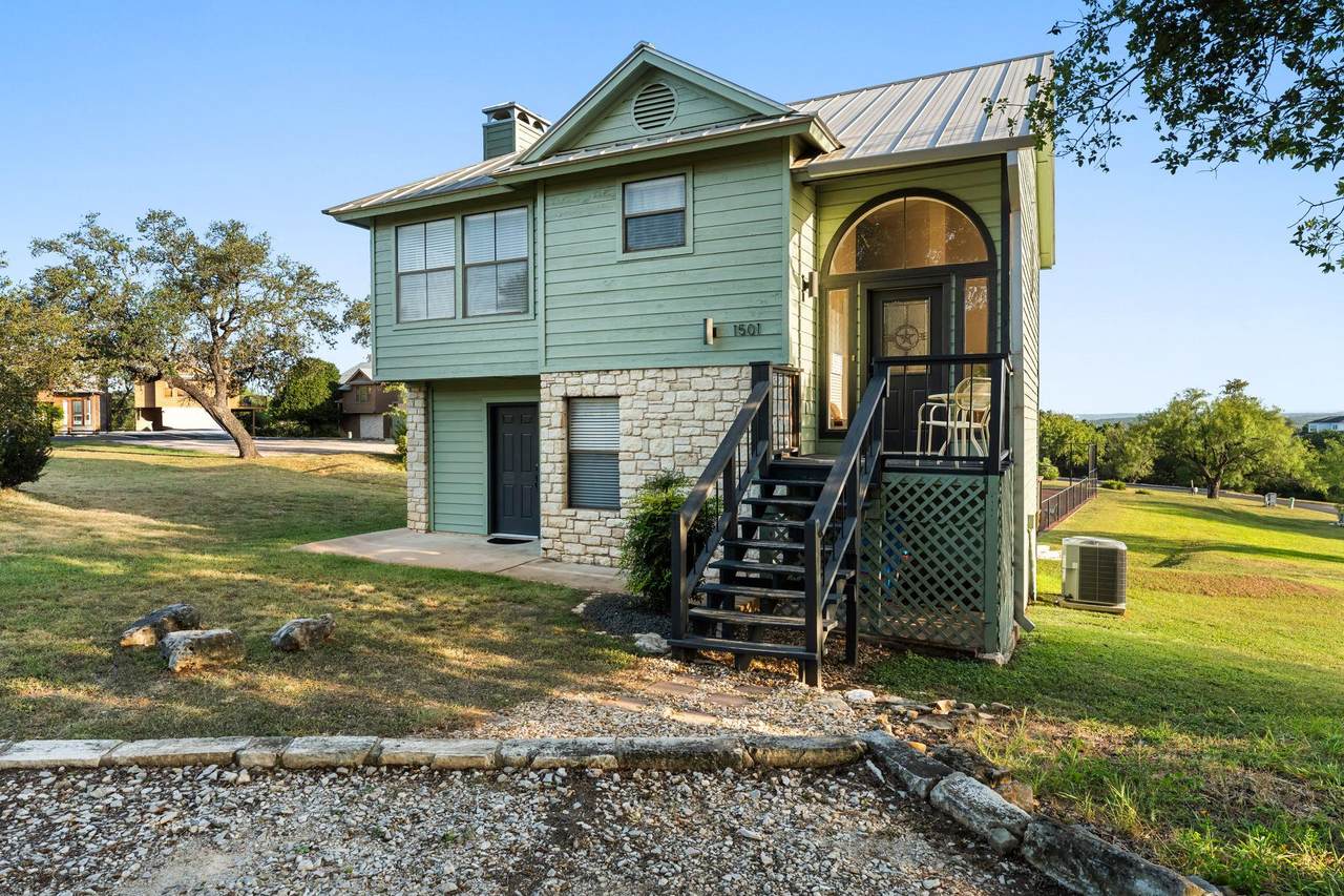 https://bt-photos.global.ssl.fastly.net/austin/1280_boomver_2_4124509-2.jpg