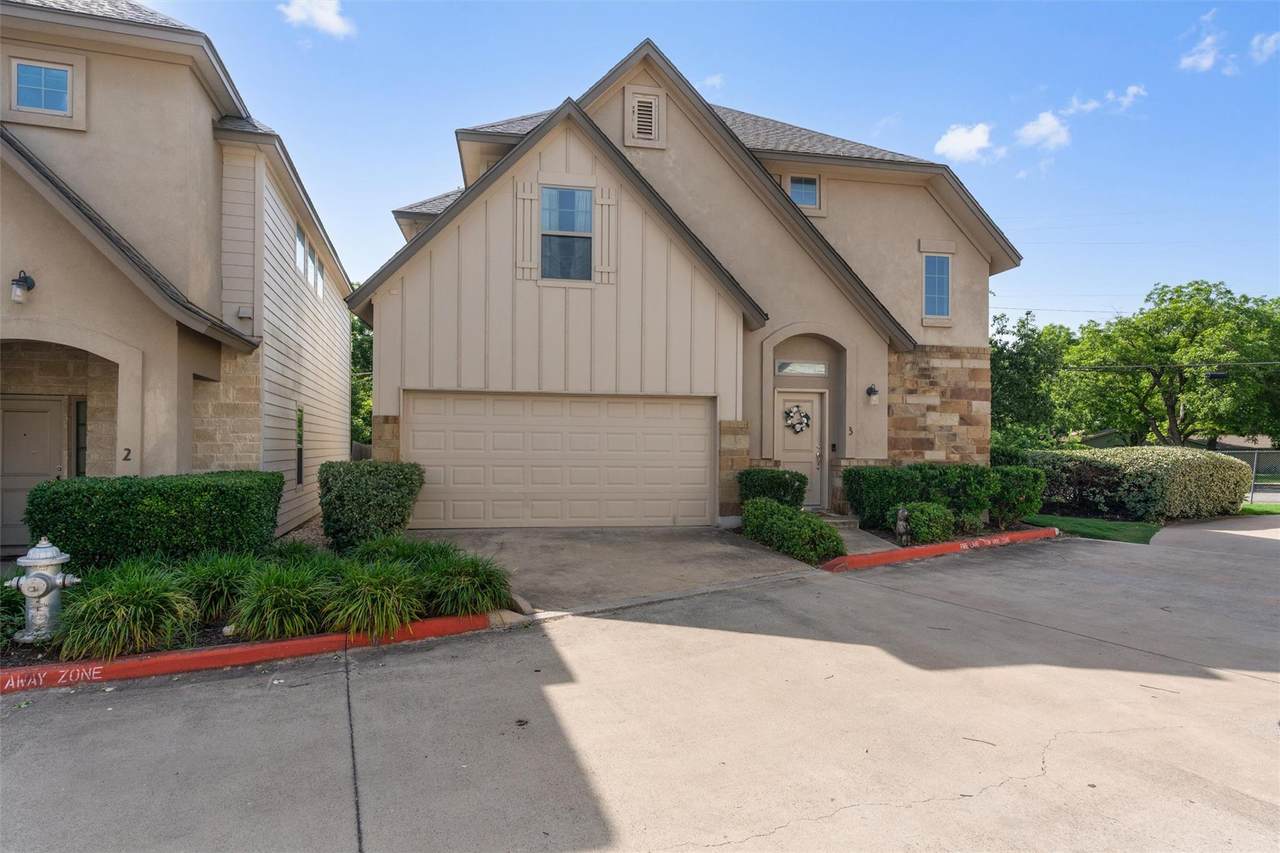 13001 Hymeadow Dr - Photo 1