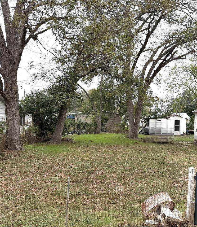 https://bt-photos.global.ssl.fastly.net/austin/1280_boomver_1_4163096-2.jpg