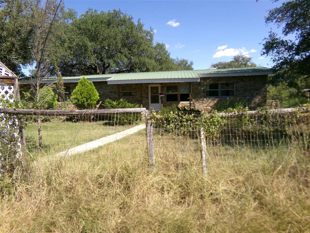 2006 Elm Creek Dr - Photo 1