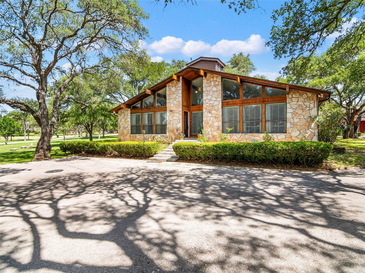 101 Hunters Glen Dr - Photo 1