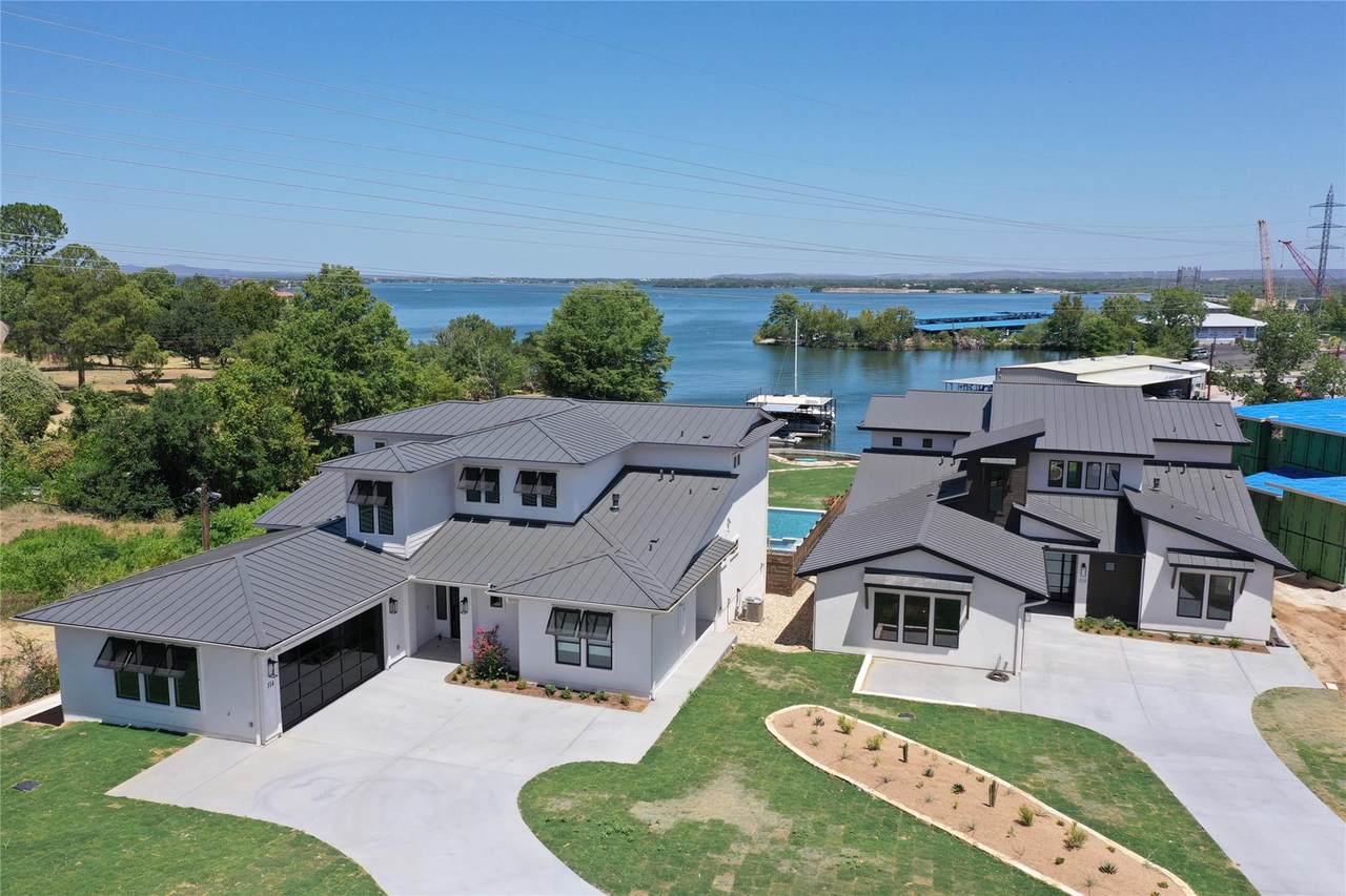 114 Captains Cove - Photo 1