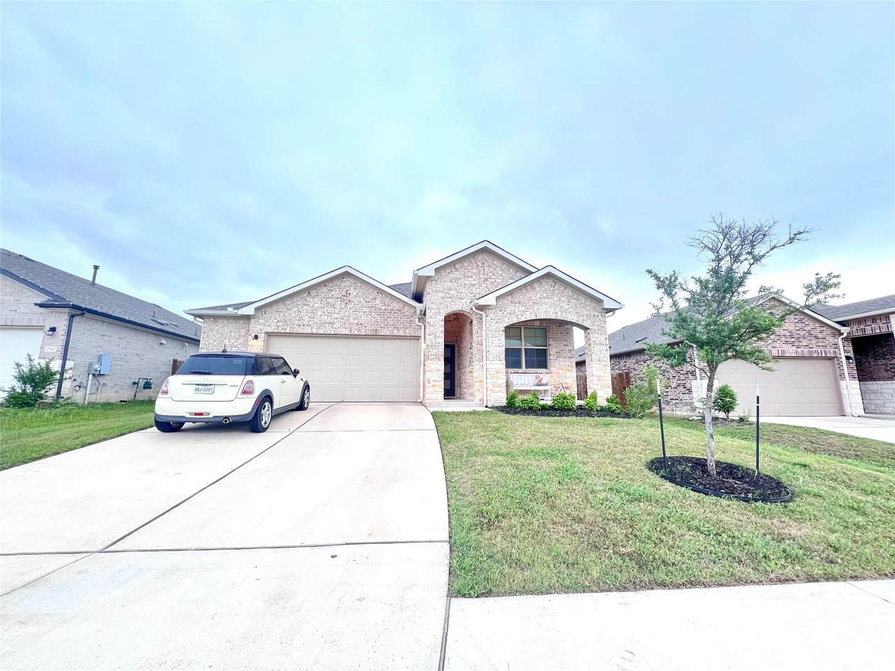 17613 Avalar Ave - Photo 1
