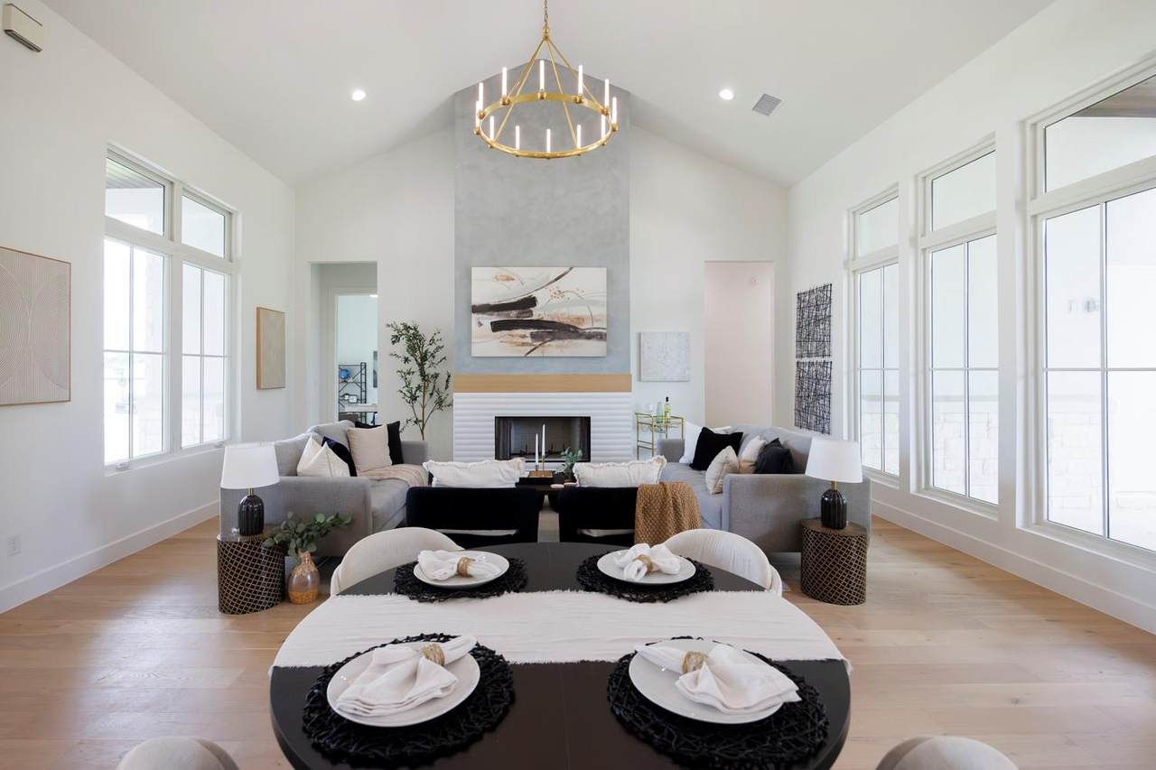 1005 Cimarron Hills Trl - Photo 1