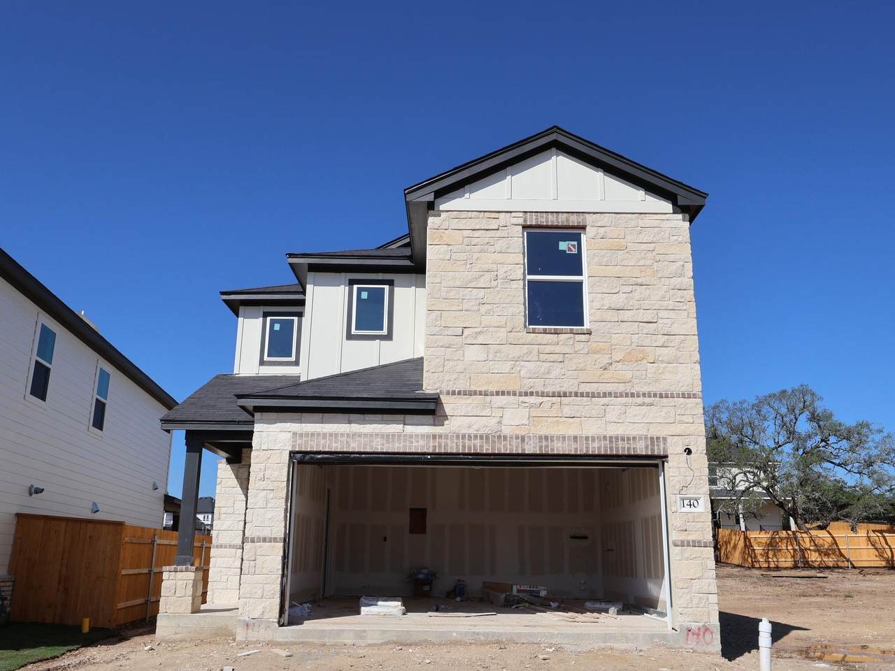 140 Heritage Forest Pkwy - Photo 1