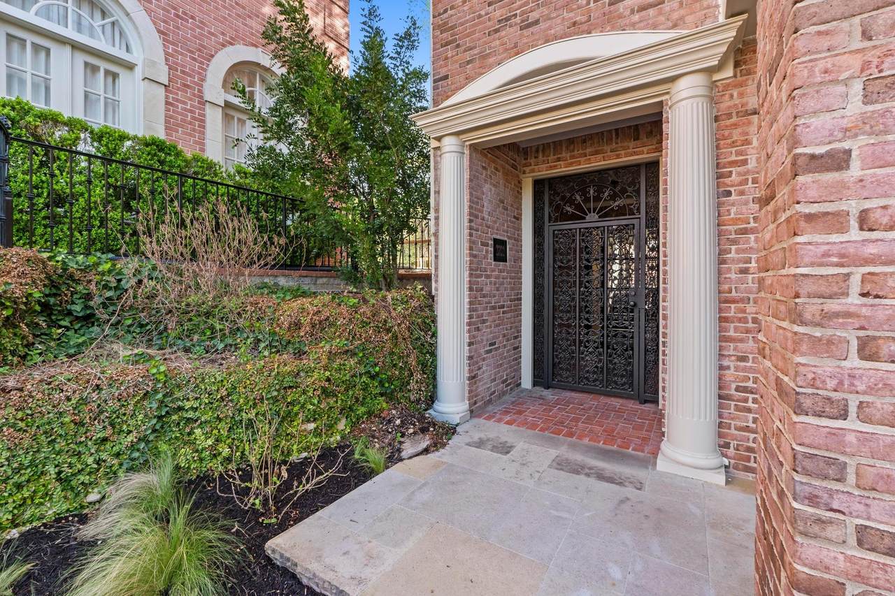https://bt-photos.global.ssl.fastly.net/austin/1280_boomver_1_4221206-2.jpg