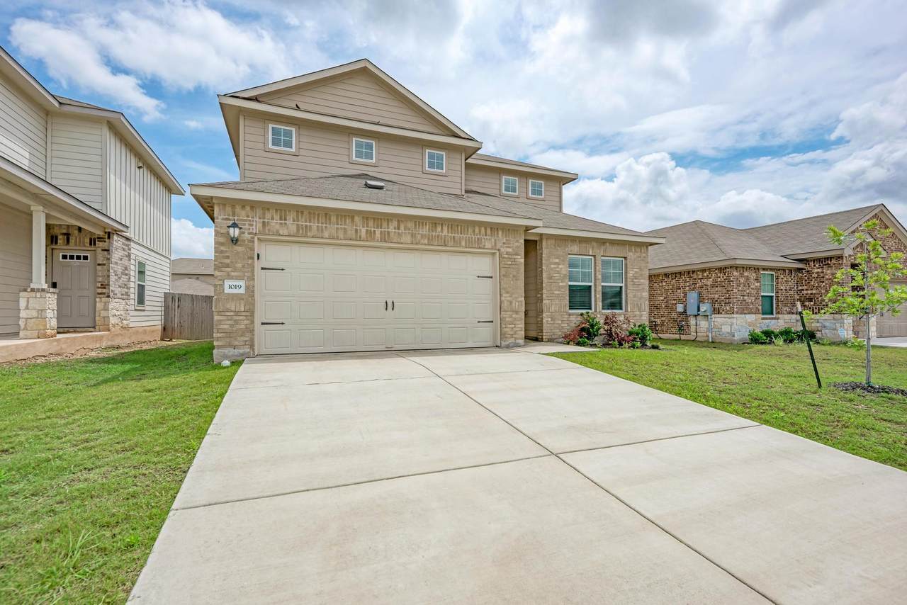 1019 Round Bale Rd - Photo 1