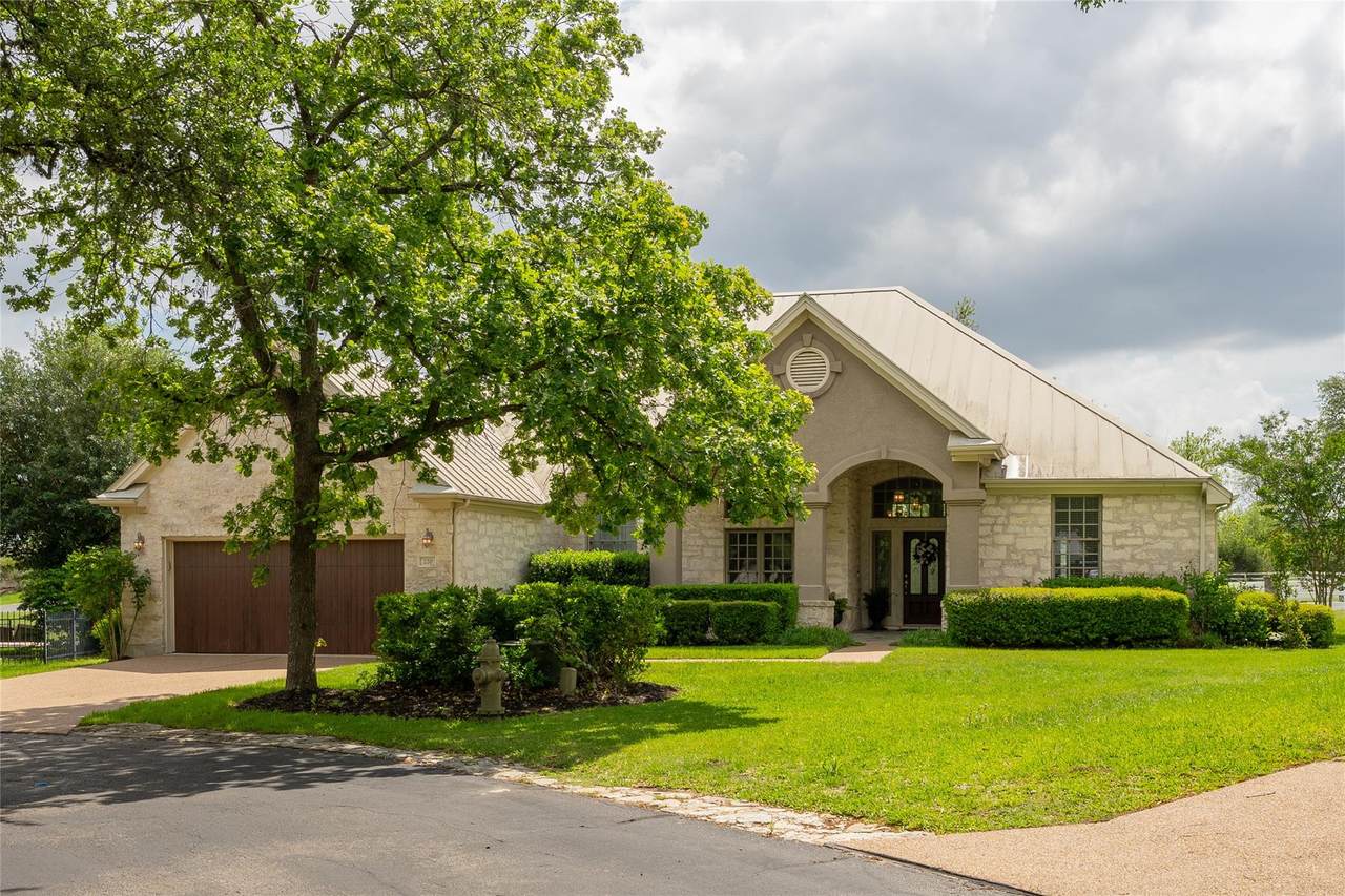 220 Mallet Ct - Photo 1