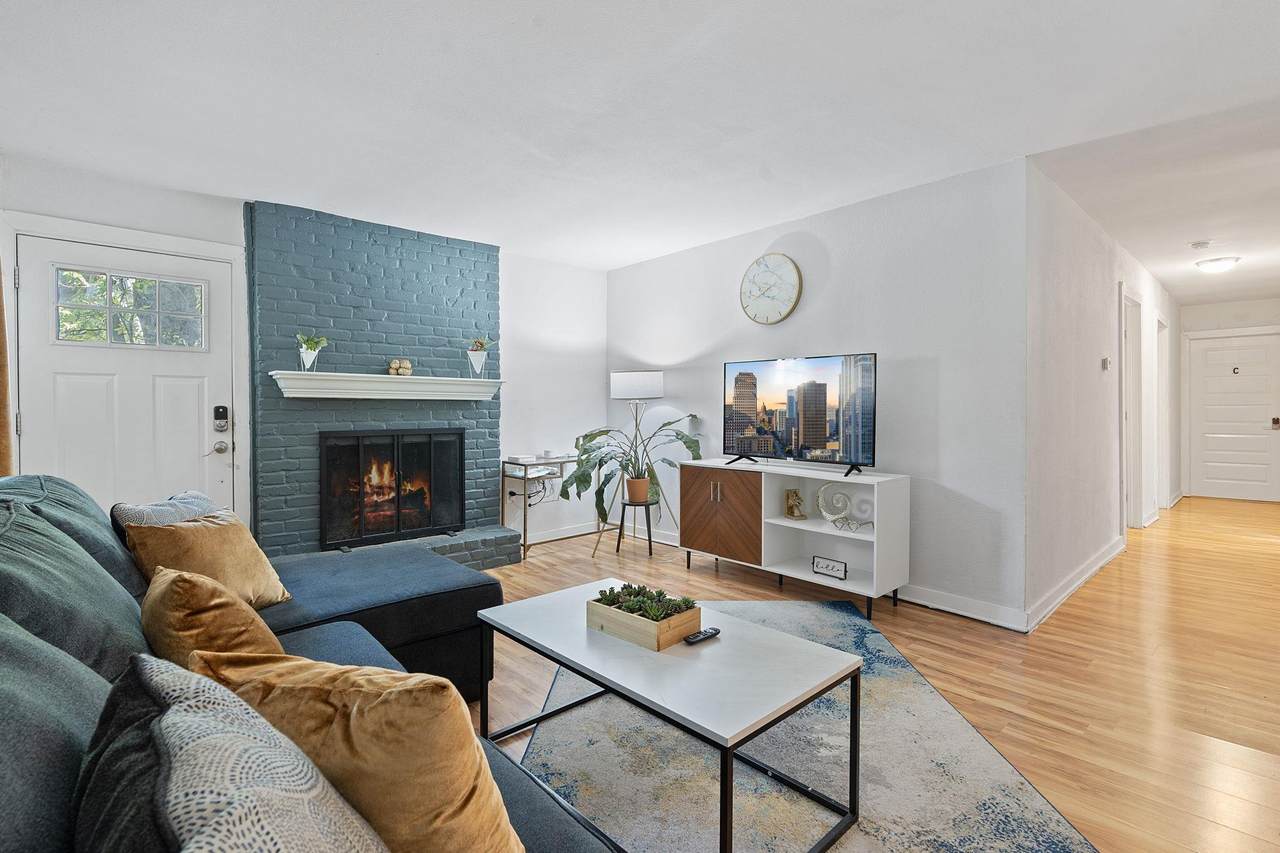 2603 Parker Ln - Photo 1