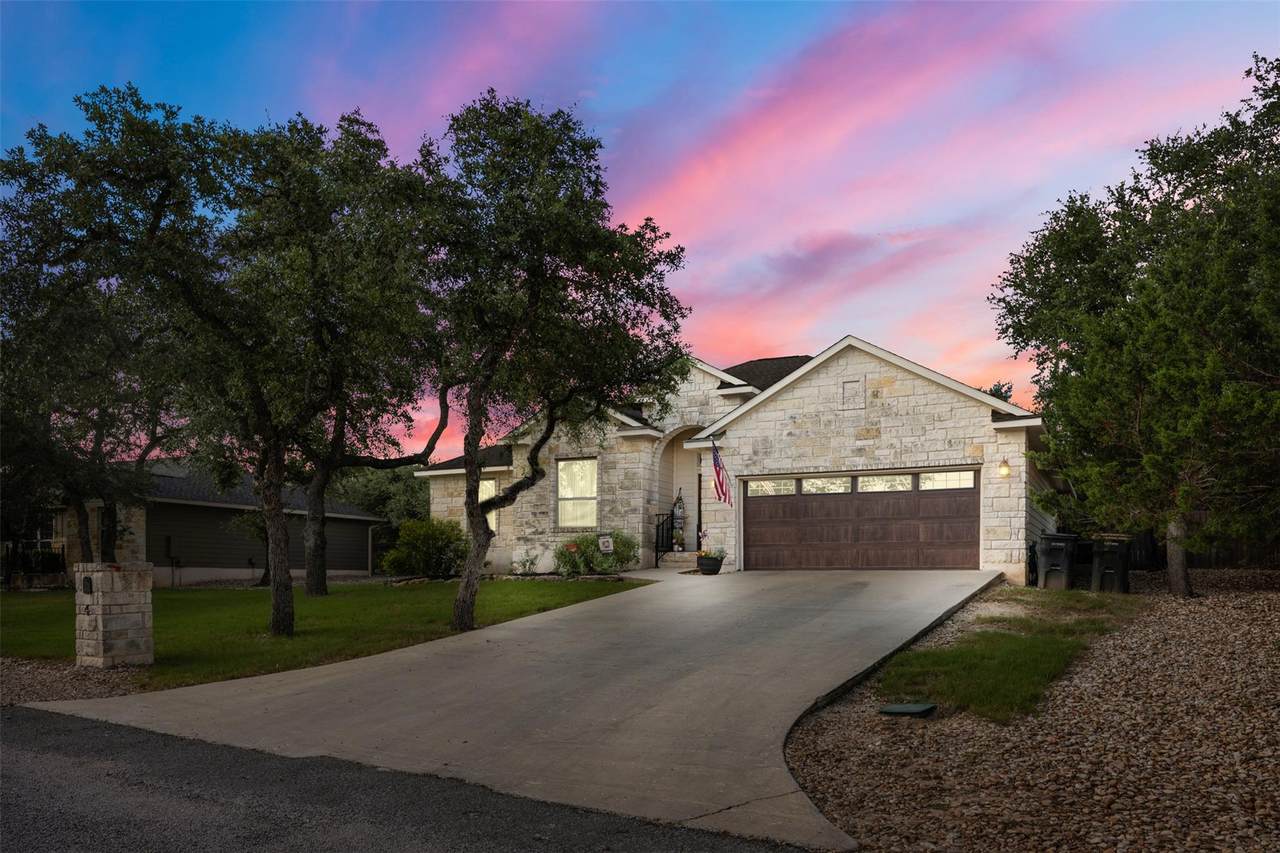 4 Maplewood Rd - Photo 1