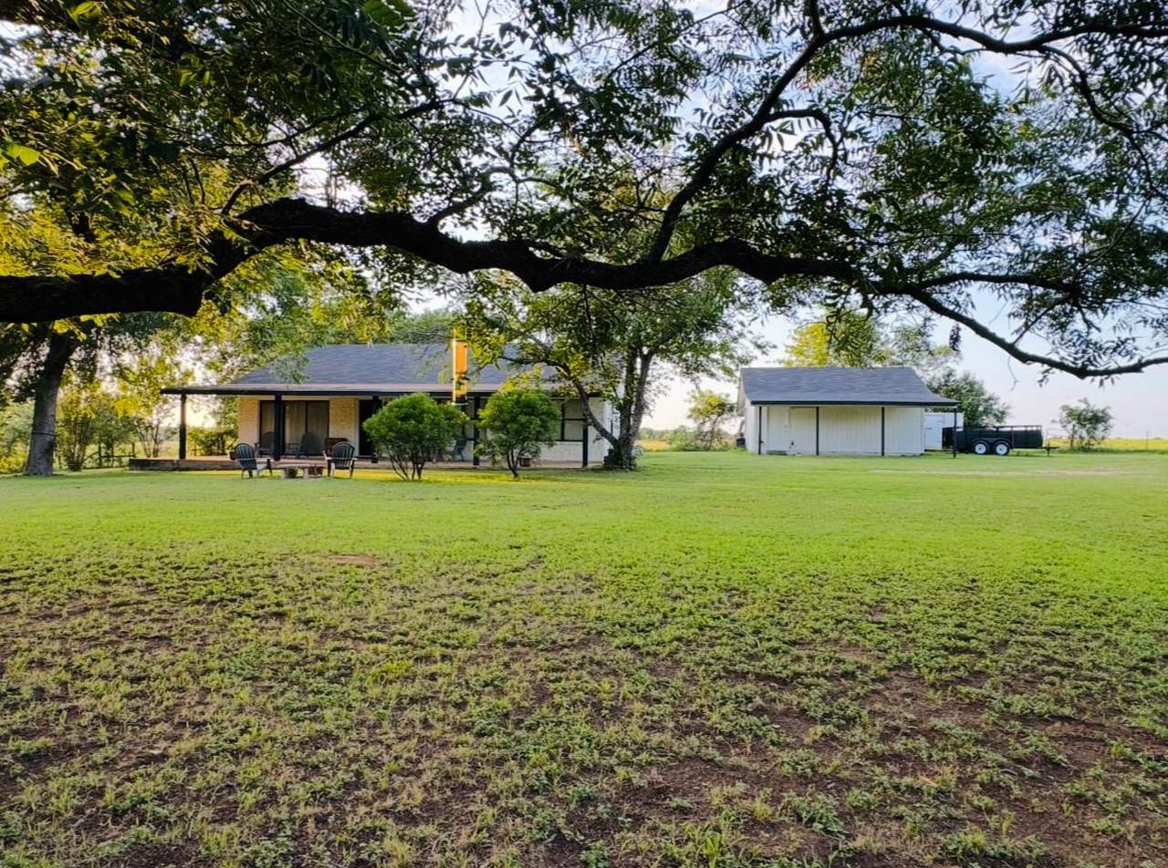 702 Pleasant Grove Rd - Photo 1
