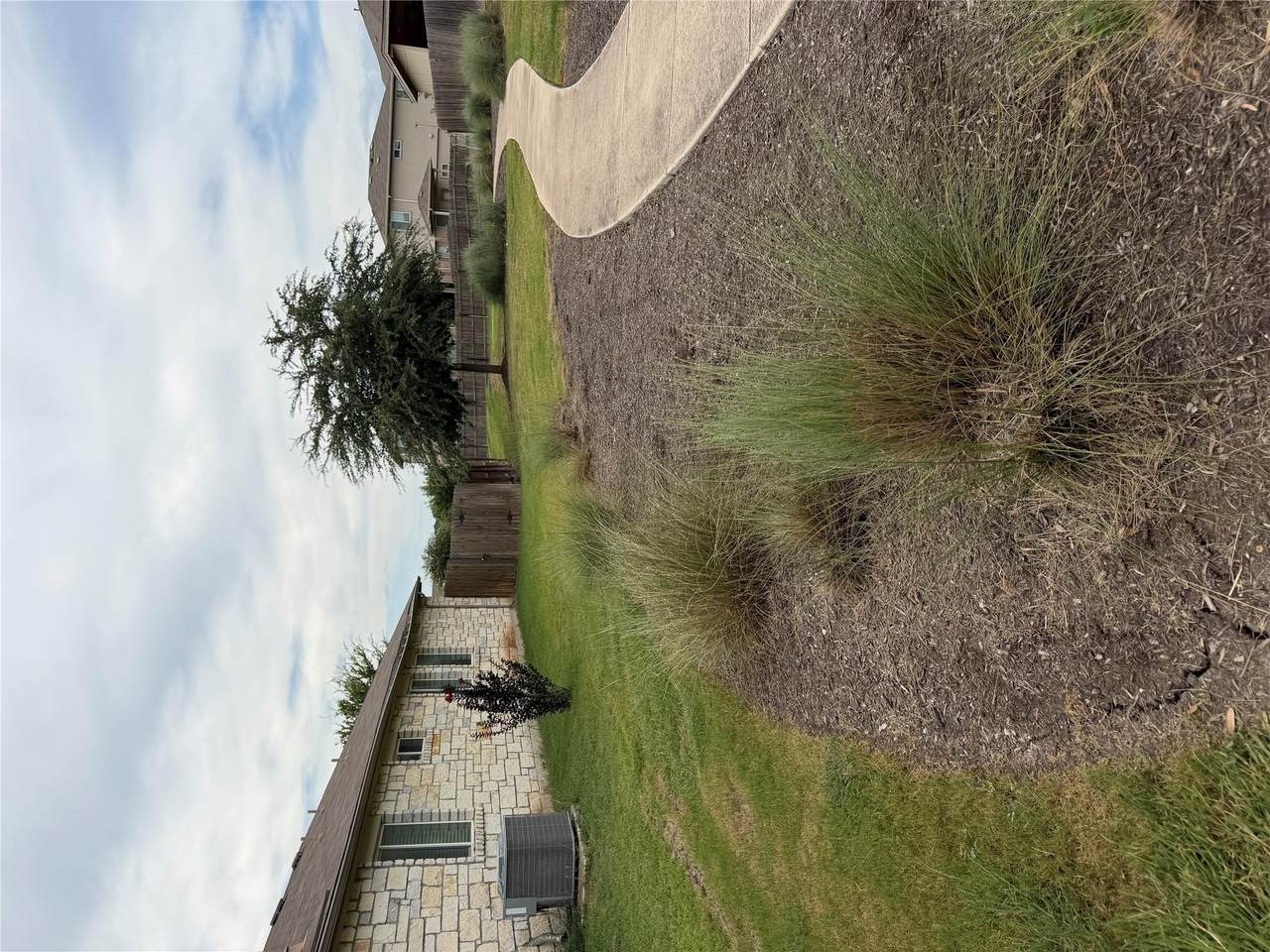 https://bt-photos.global.ssl.fastly.net/austin/1280_boomver_1_4339737-2.jpg