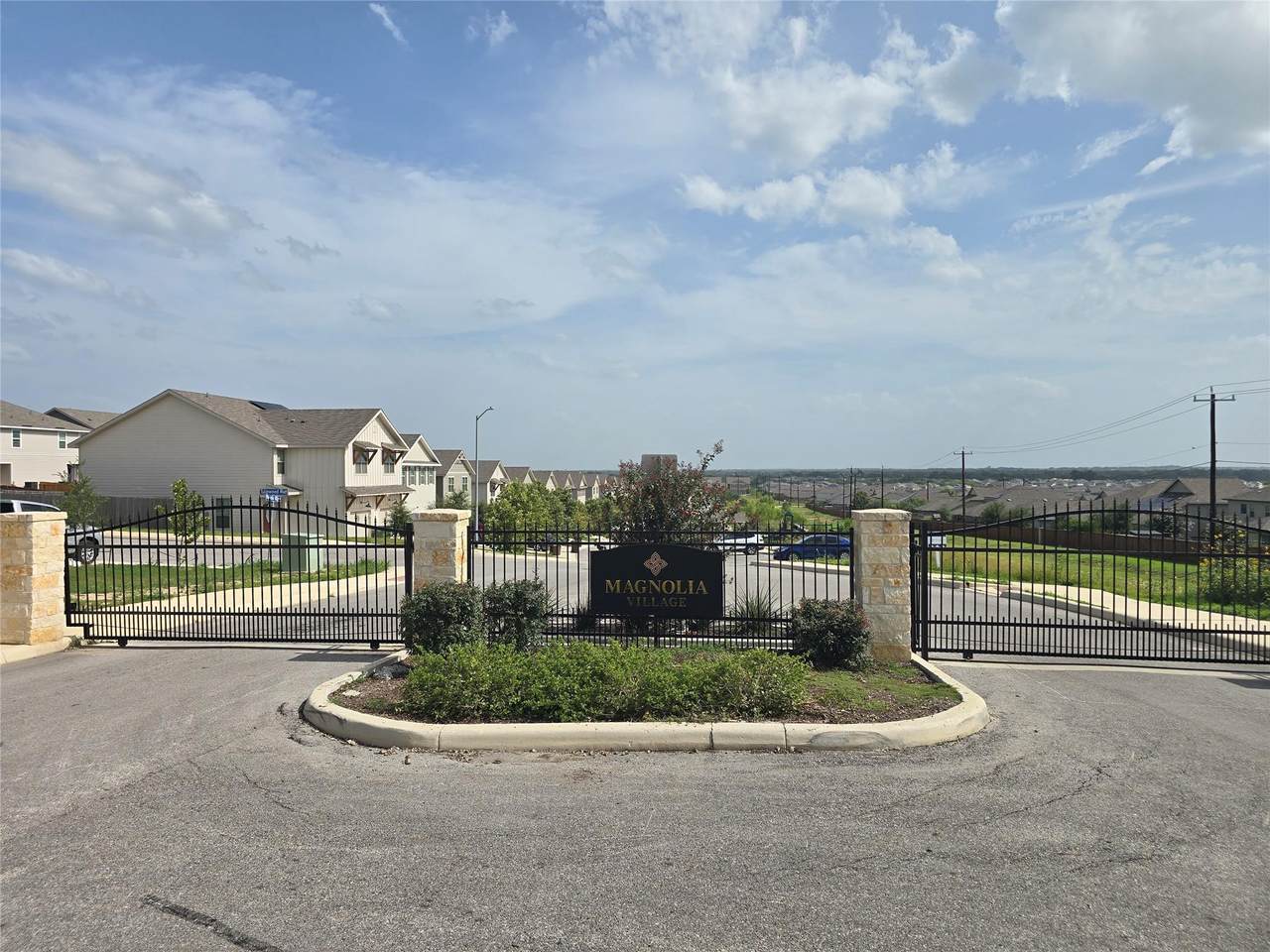 7520 Magnolia Village Vlg - Photo 1