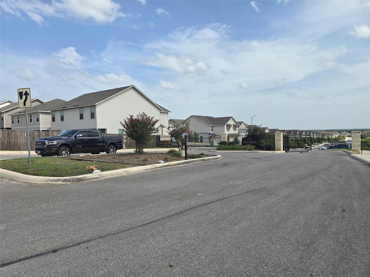 https://bt-photos.global.ssl.fastly.net/austin/1280_boomver_1_4351036-2.jpg