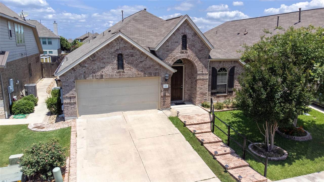 221 Joseph Dr - Photo 1