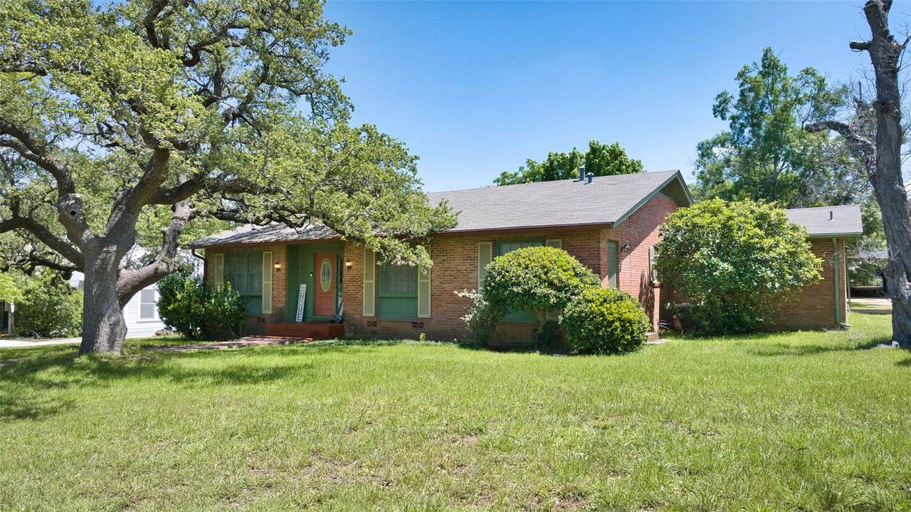 https://bt-photos.global.ssl.fastly.net/austin/1280_boomver_1_4382681-2.jpg