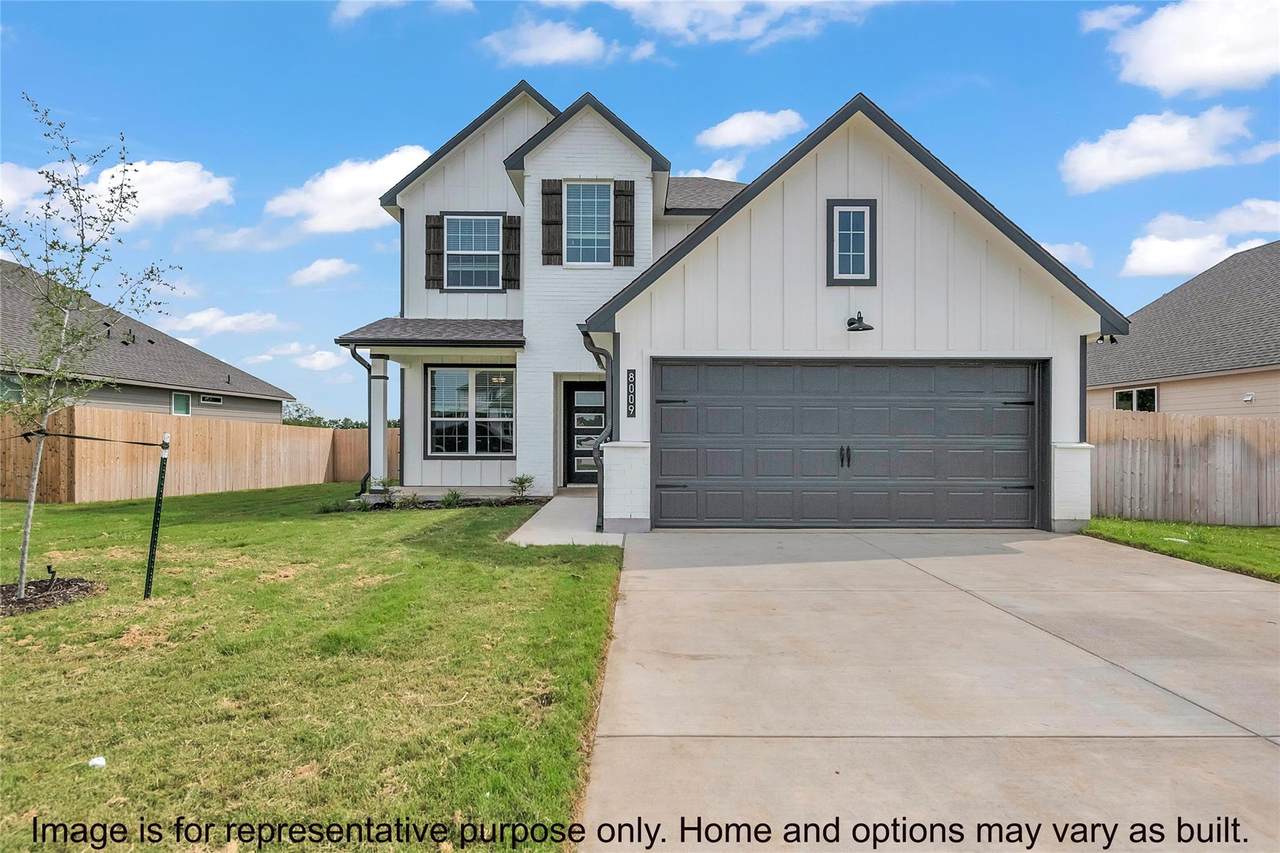246 Gus Loop - Photo 1