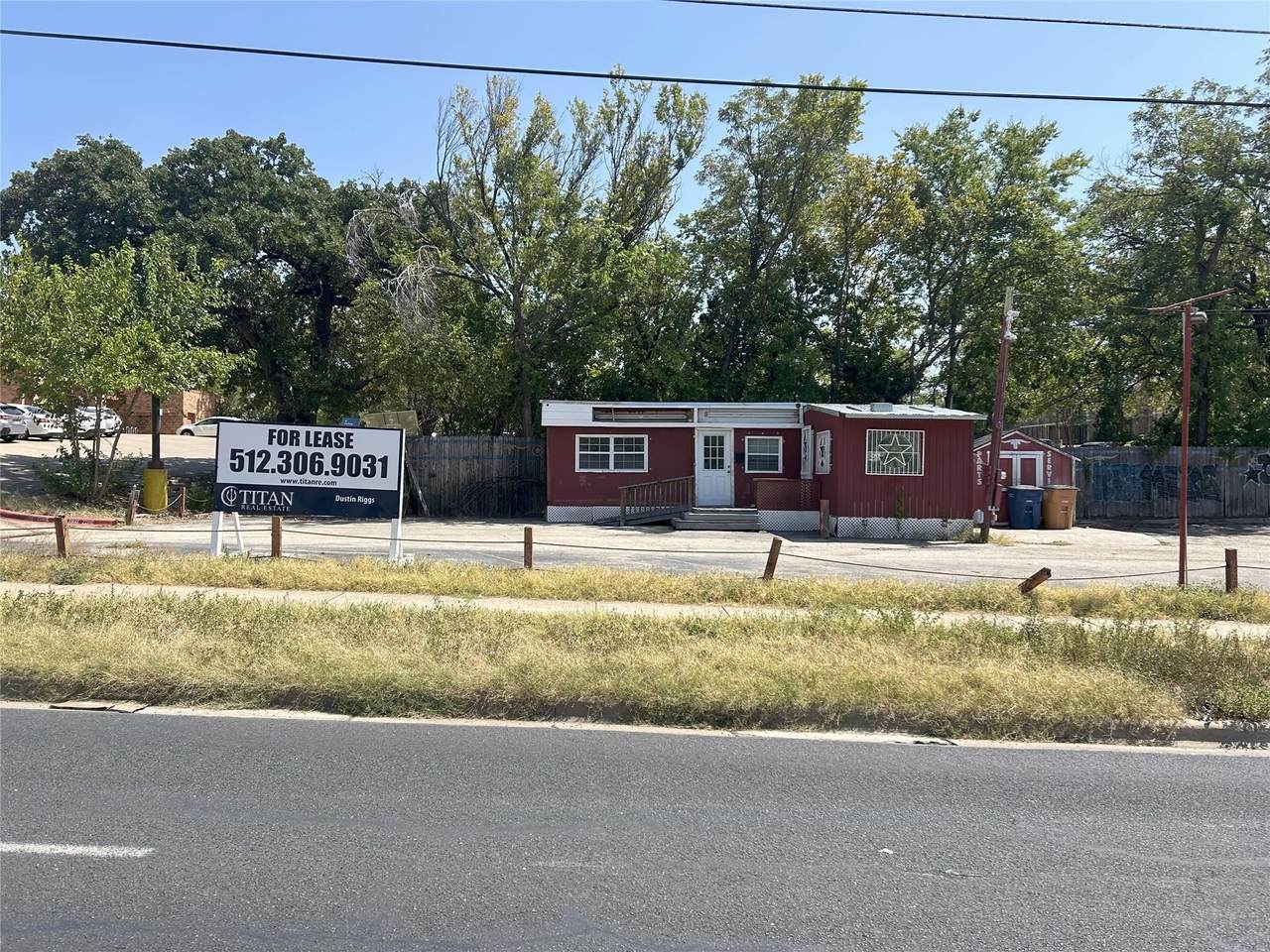 3501 Lamar Blvd - Photo 1