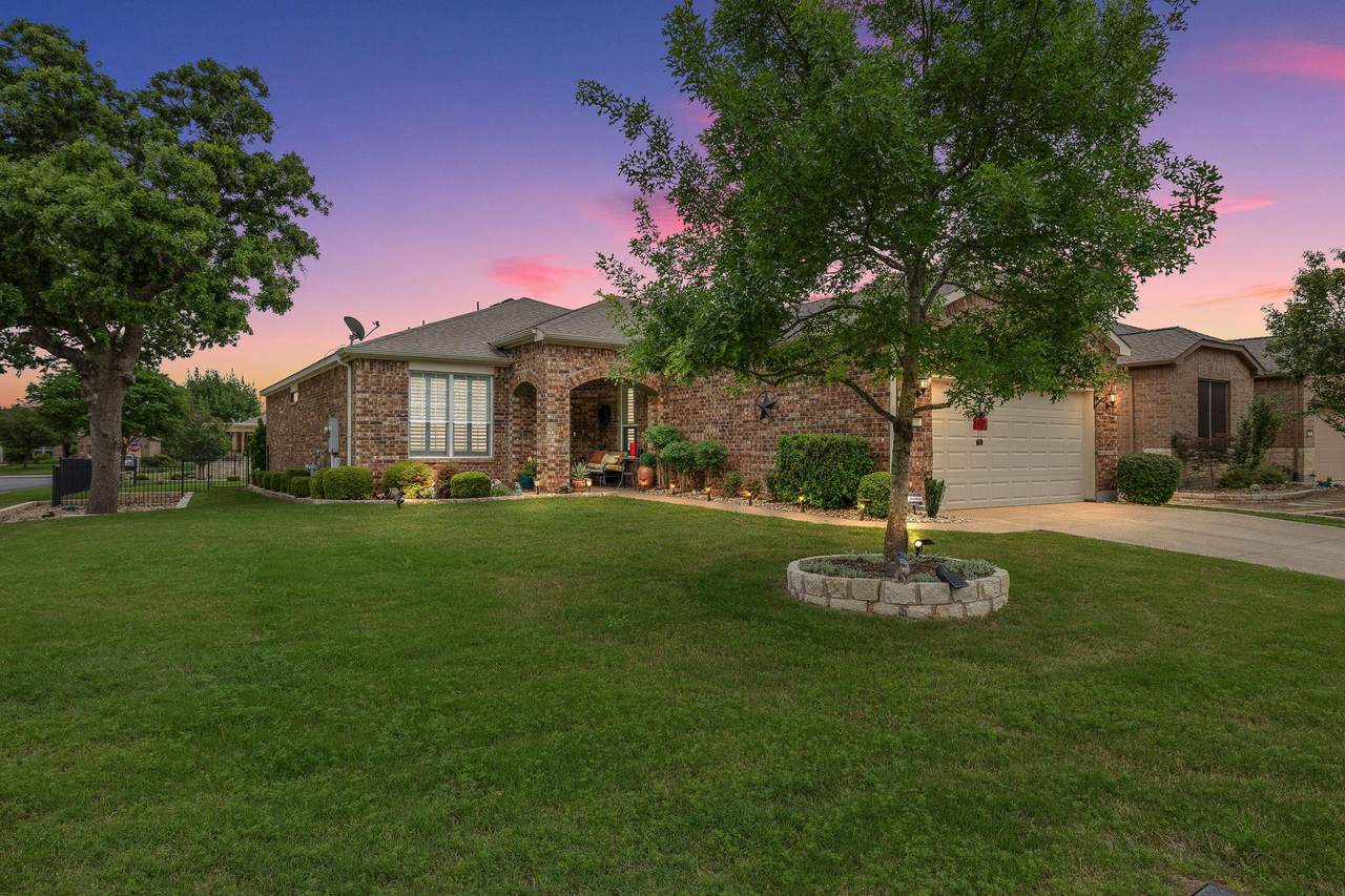 101 Copperas Creek Cv - Photo 1