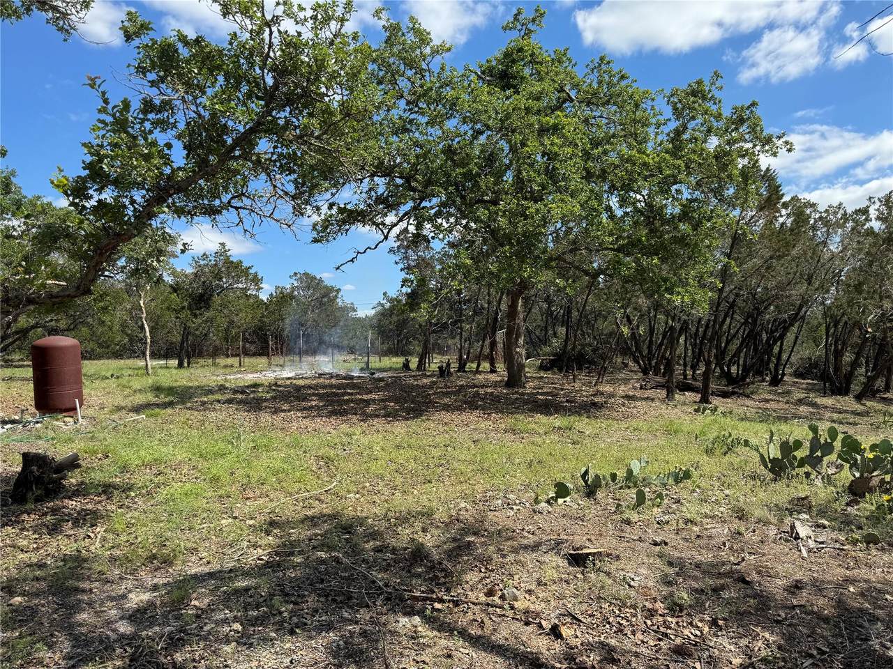 000 Windy Hills Rd - Photo 1