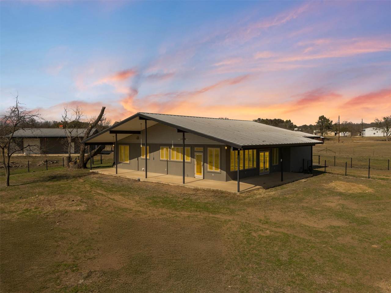 1150 Timber Ridge - Photo 1