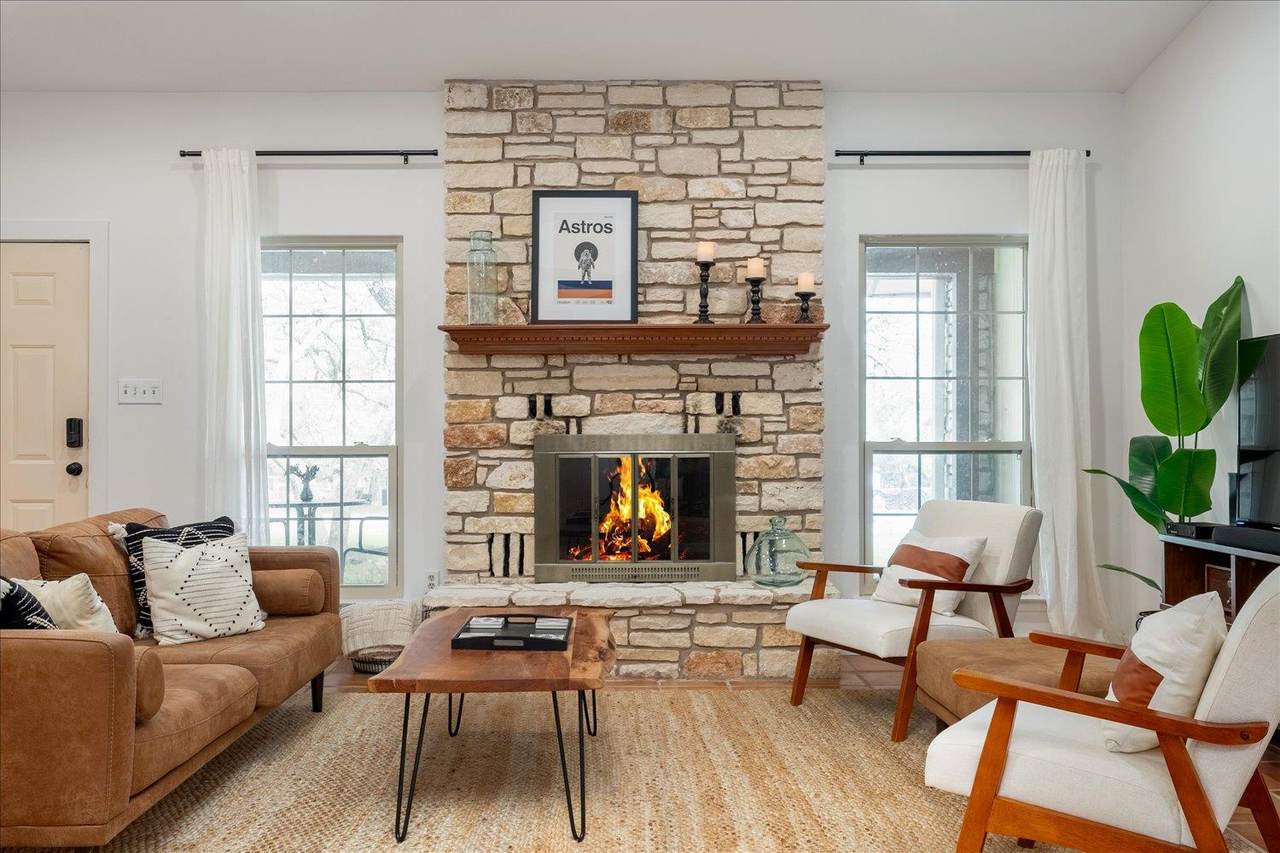 2909 Philo St - Photo 1