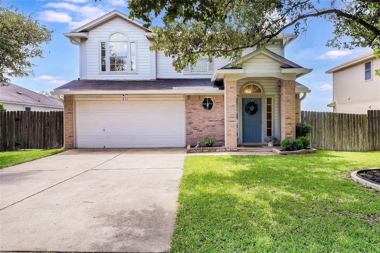 211 Estate Dr - Photo 1