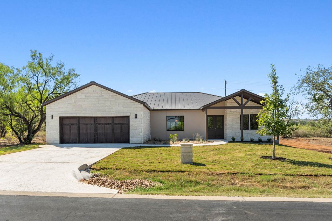 1399 Hi Cir - Photo 1