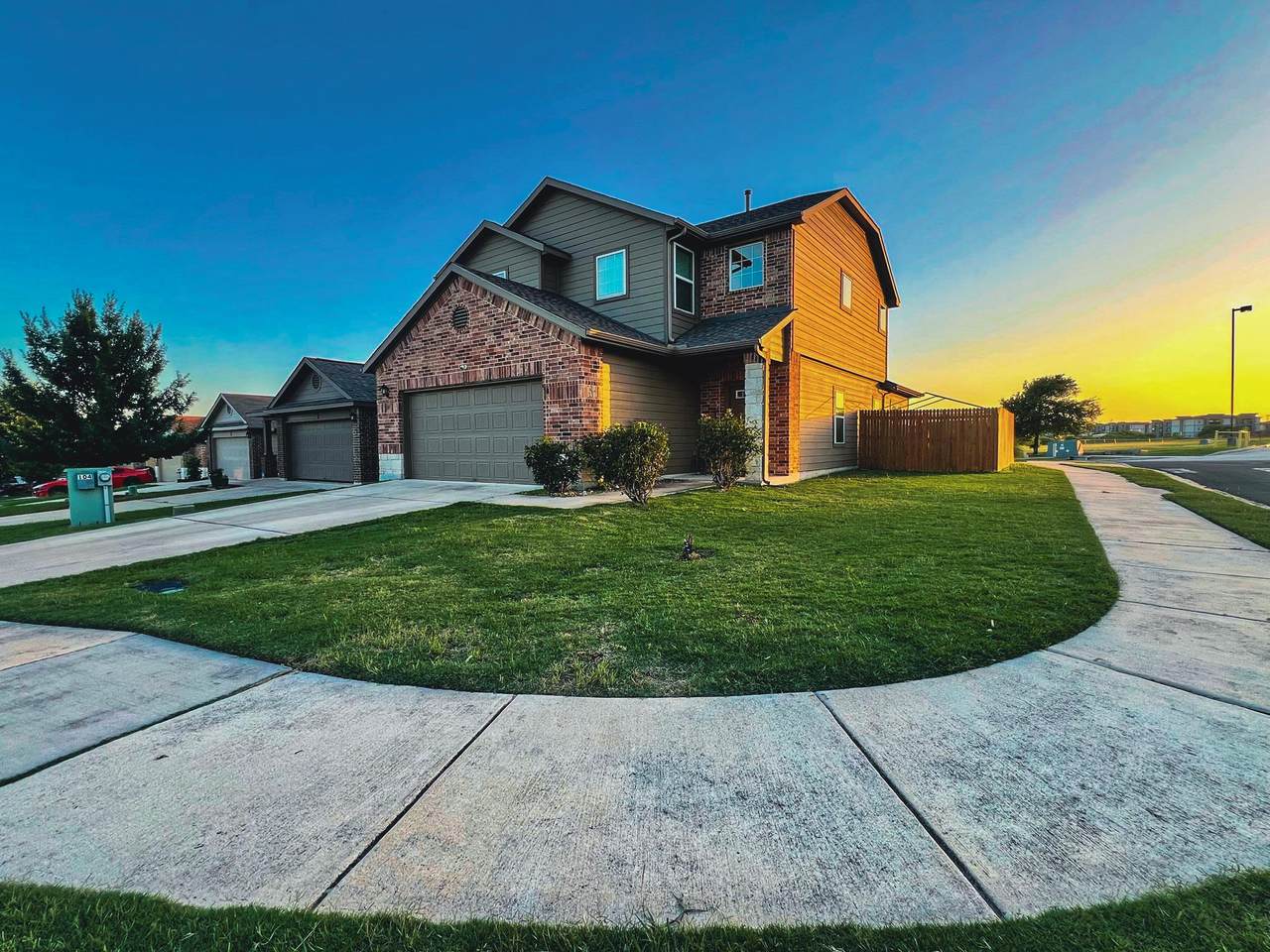 104 Blair Ct - Photo 1