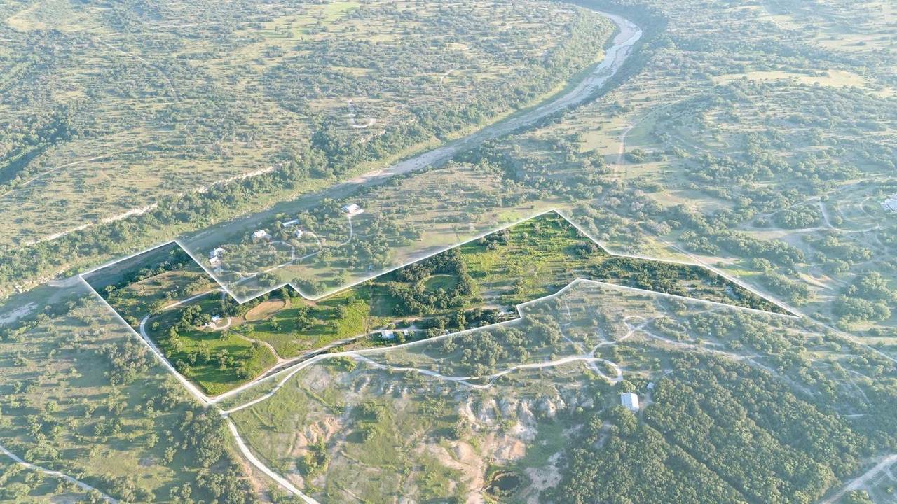 5012 Hupedo Ranch Rd - Photo 1