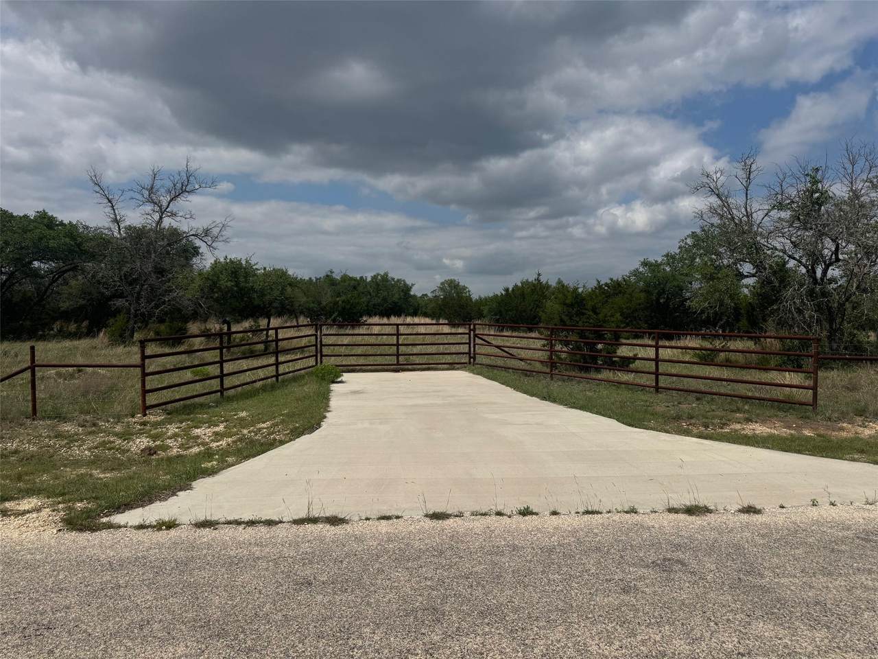 https://bt-photos.global.ssl.fastly.net/austin/1280_boomver_1_4603088-2.jpg