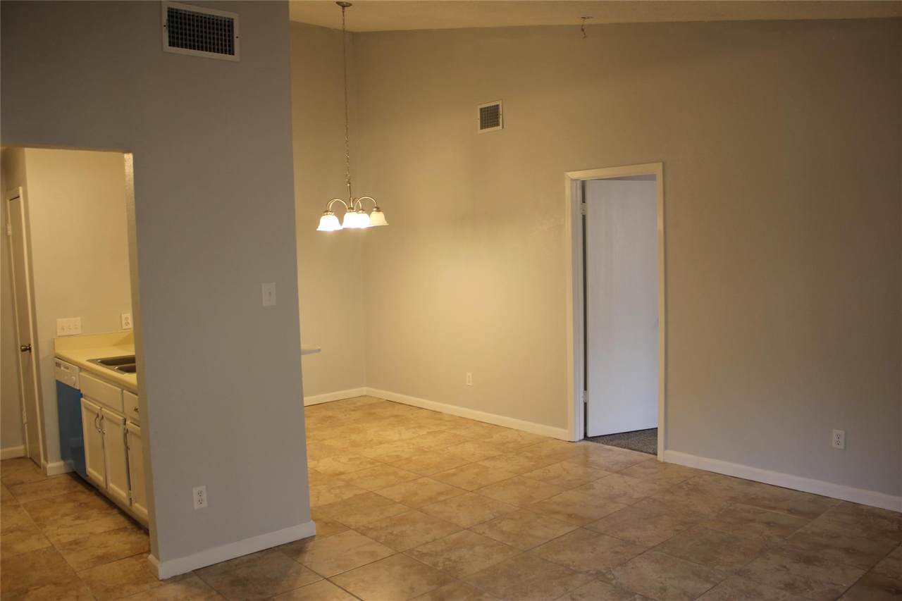 https://bt-photos.global.ssl.fastly.net/austin/1280_boomver_1_4612023-2.jpg