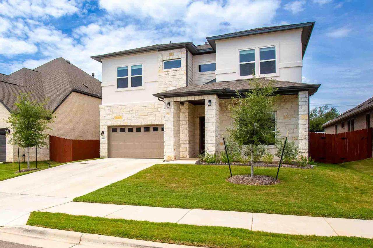 1314 Cardinal Ln - Photo 1