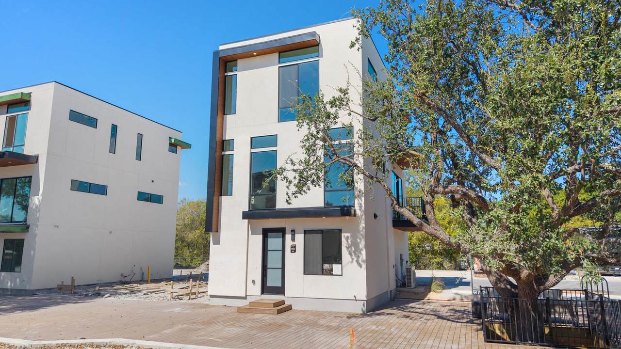 10828 Desert Trl - Photo 1