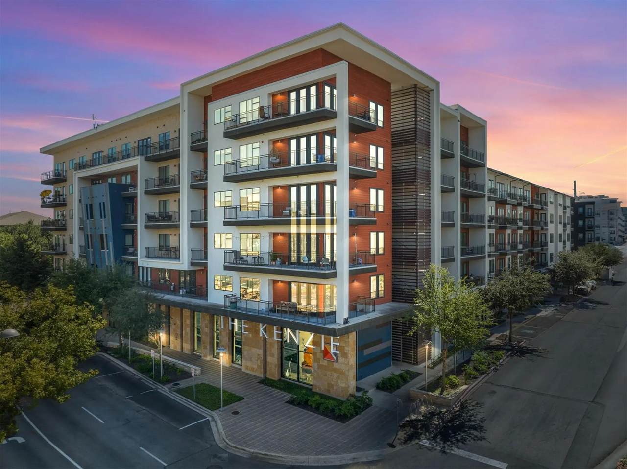 3201 Esperanza Xing - Photo 1