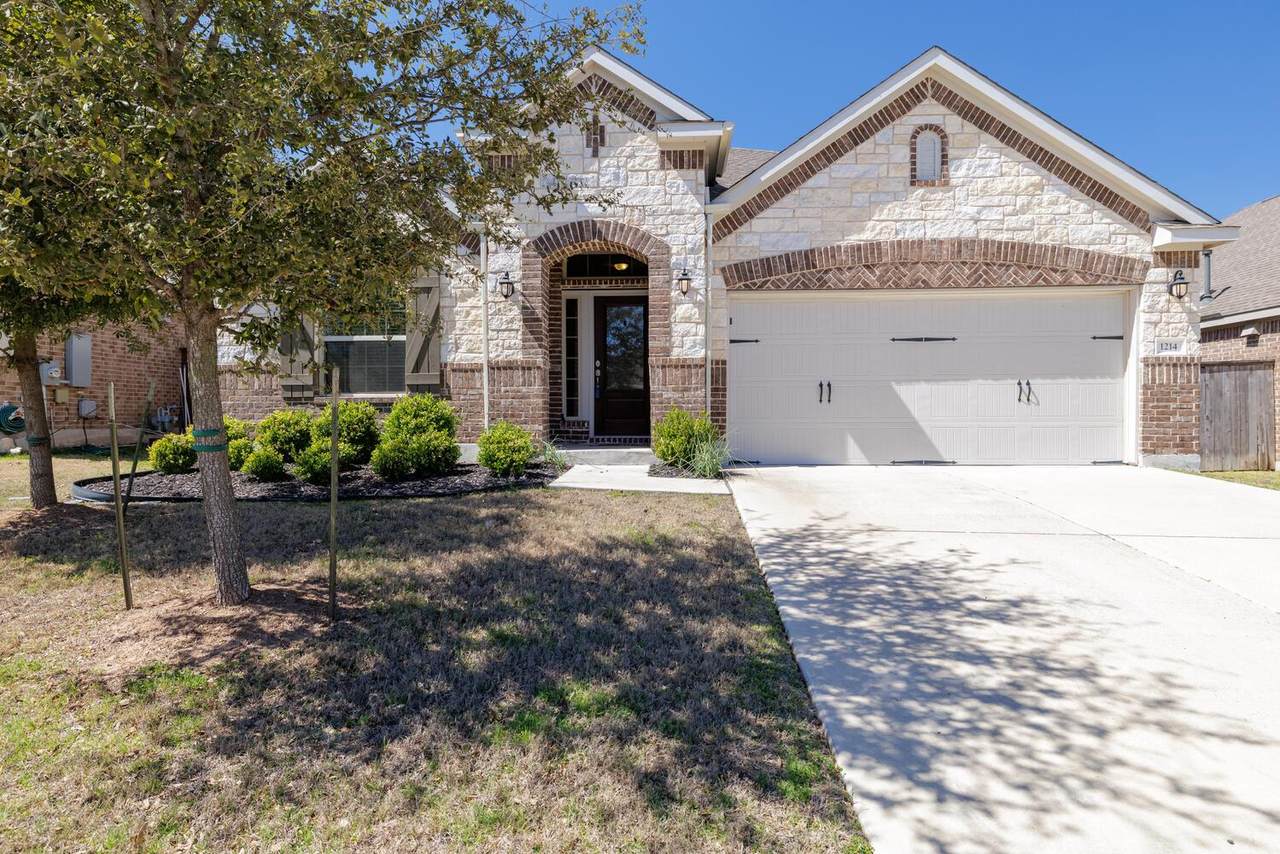 1214 Chad Dr - Photo 1