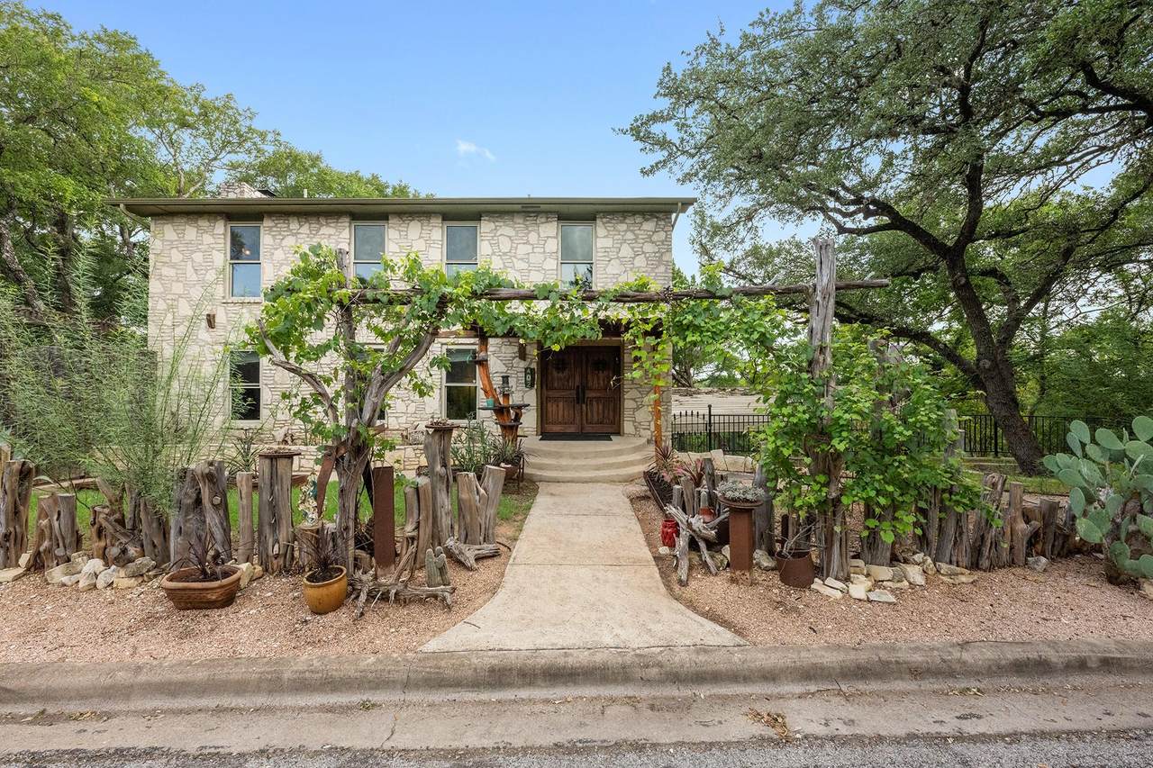 402 Bear Canyon Dr - Photo 1