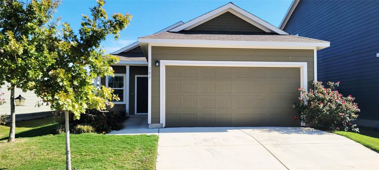 307 Bass Dr - Photo 1