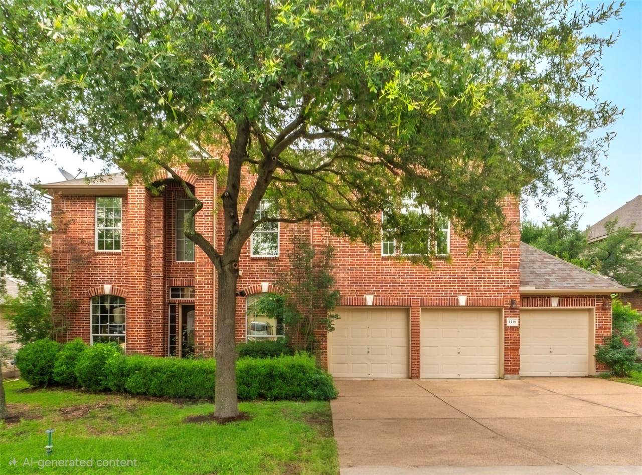 1239 Pine Forest Cir - Photo 1